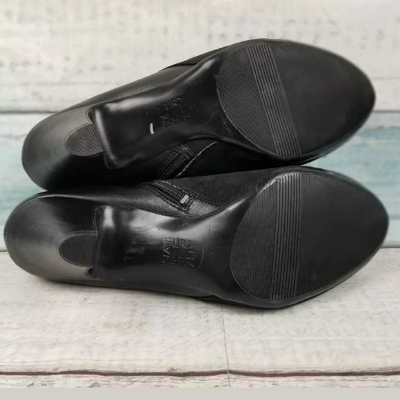 Naturalizer Black Suede Side Zip Heeled Ankle Shoe - Picture 4 of 7